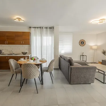 Ibiscus Deluxe Appartement *